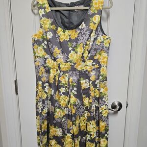 Elegant Floral Midi Dress in Yellow and Gray